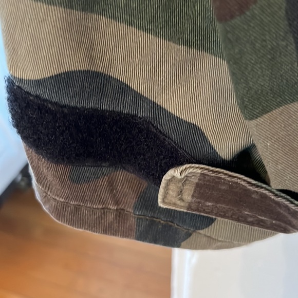 Camo Hooded Jacket - Picture 7 of 16